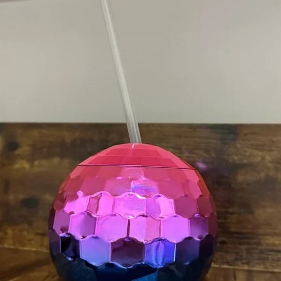 Exclusive ERAS TOUR Taylor Swift Mirror Ball/Disco Ball - Picture 1 of 4